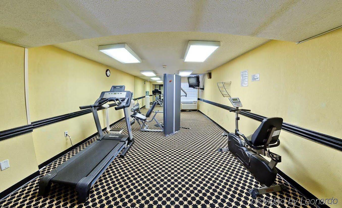 Red Roof Inn Charlotte - University Экстерьер фото